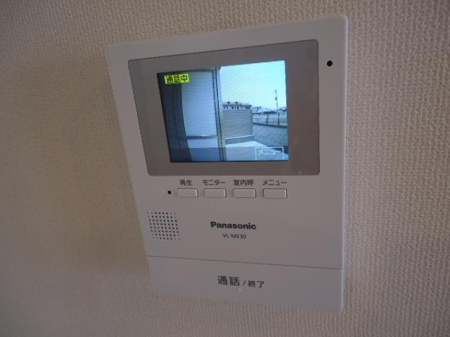 オリーブの内装|カメラ付インターホン