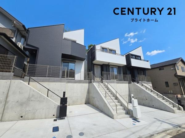 横浜市神奈川区三ツ沢上町の新築一戸建の外観|いつでもご案内可能です！
お車でご自宅まで送迎承ります。