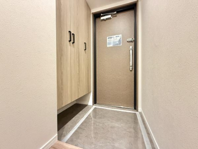 【玄関】 | エクセル鳳 | シューズボックスで散らかりがちな玄関もスッキリ！
気持ちの良い朝は、毎日ここからスタートしていきます♪