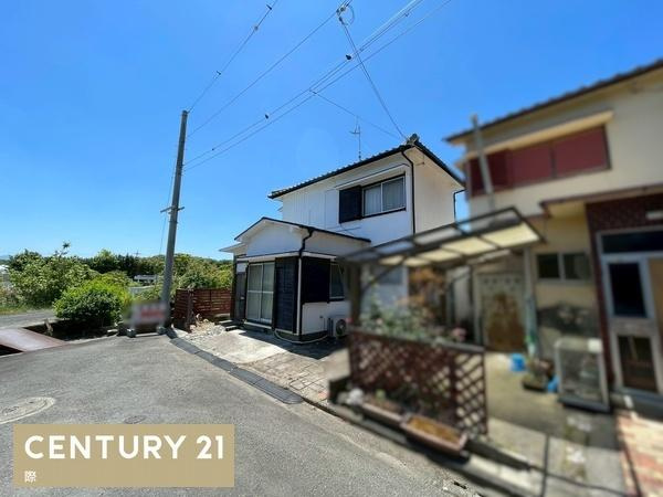 貴志川町西山　中古戸建の前面道路含む現地写真