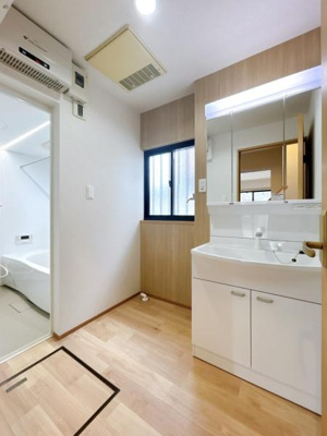 【独立洗面台】 | 米子市蚊屋　戸建て