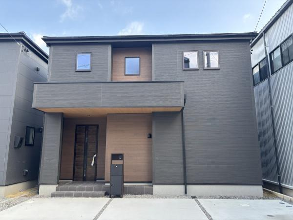 豊田市前山町　全2棟・1号棟