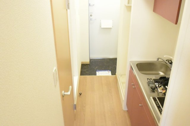 レオパレスヴィラ曽根Ｃの玄関|きれいです。