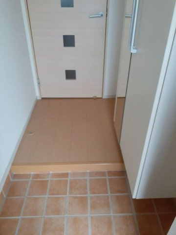 イースト　ワン　ハルズの玄関