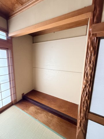 舞子坂1丁目戸建の収納