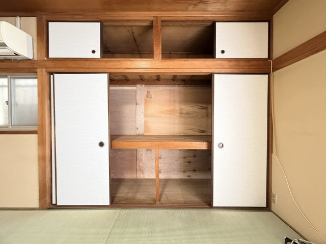 舞子坂1丁目戸建の収納