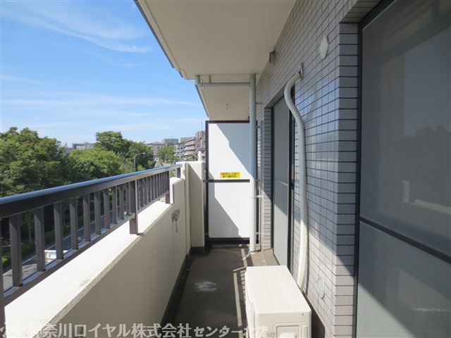 【バルコニー】