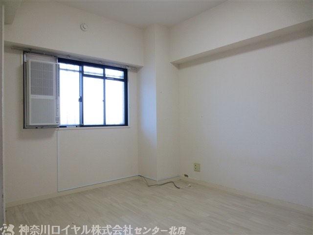 【寝室】