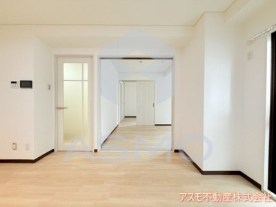 【居間・リビング】 | to U　天神橋 | ※同物件　別間取り　参考写真