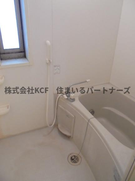 コンフォート・アイの浴室|落ち着いた空間のお風呂です