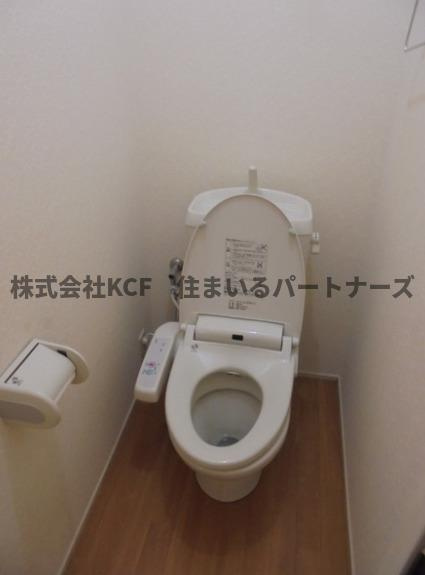 コンフォート・アイのトイレ|落ち着いた色調のトイレです