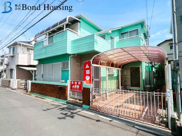 JR土山駅徒歩19分　外壁塗装歴有　魚住町清水　中古戸建の前面道路含む現地写真