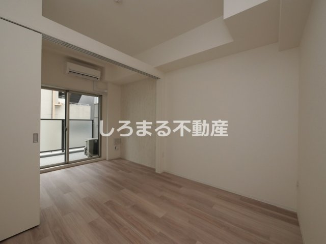 コンフォリア・リヴ淡路町一丁目の居間・リビング