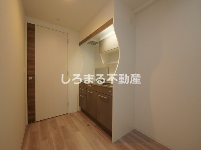 コンフォリア・リヴ淡路町一丁目のキッチン