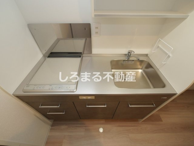 コンフォリア・リヴ淡路町一丁目のキッチン