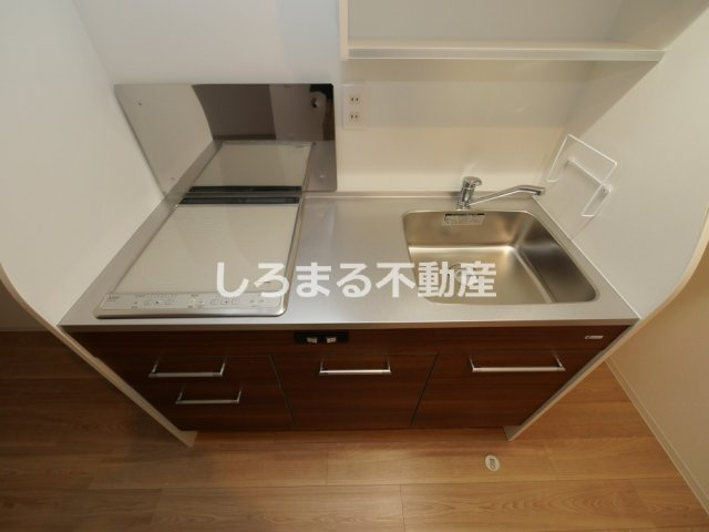 コンフォリア・リヴ淡路町一丁目のキッチン