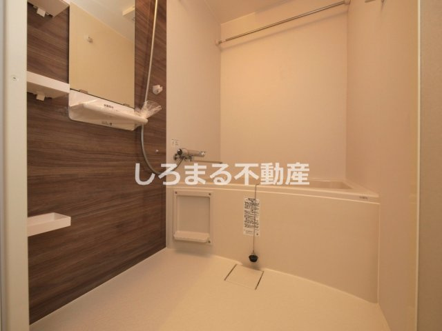 コンフォリア・リヴ淡路町一丁目の洗面所