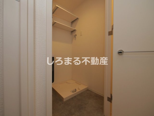 コンフォリア・リヴ淡路町一丁目のその他