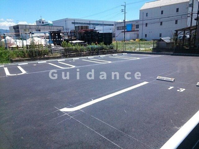 【駐車場】 | リバーサイド太子