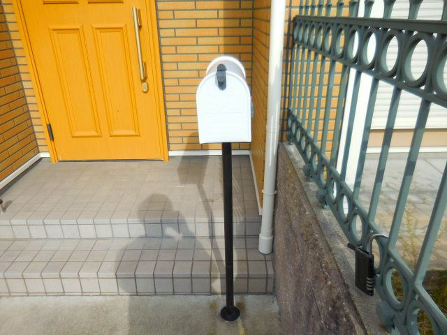 高槻市大塚町２丁目のタウンのロビー