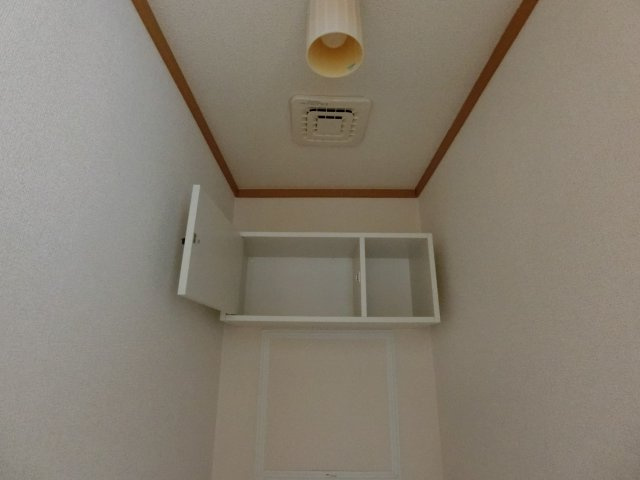 アビニヨン．Ｍ　Ｂの玄関