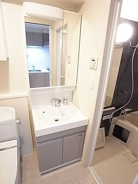 ファーストフィオーレ神戸元町の洗面所