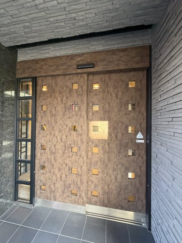 エスリード神戸兵庫駅マリーナスクエアのエントランス