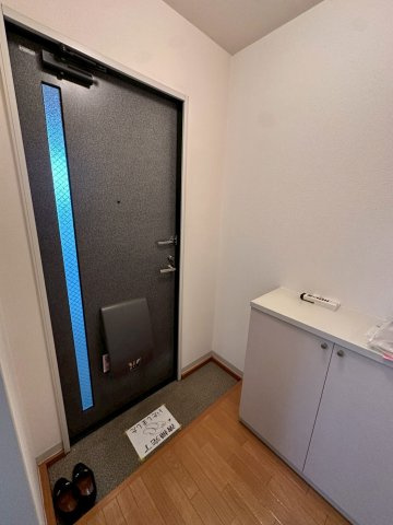 スカイハイツの玄関