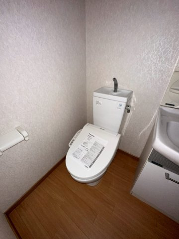 セレブ岡本のトイレ