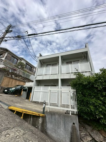 セレブ岡本の外観