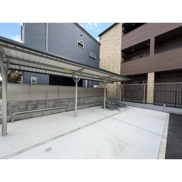 ヴィオラ住吉ノ杜の駐車場
