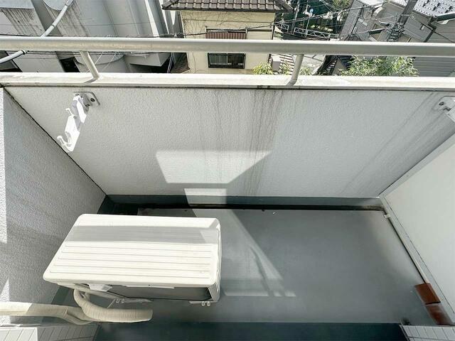 ヒルズ駒場東大前のバルコニー| 