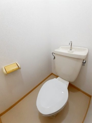 【トイレ】 | エルディムわたなべ | ゆったりとした空間のトイレです