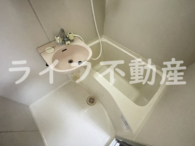 エイチツーオー小阪の浴室|お風呂で日々の疲れを落としましょう