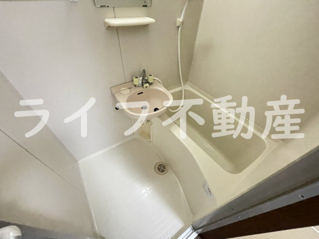 エイチツーオー小阪の浴室|お風呂です