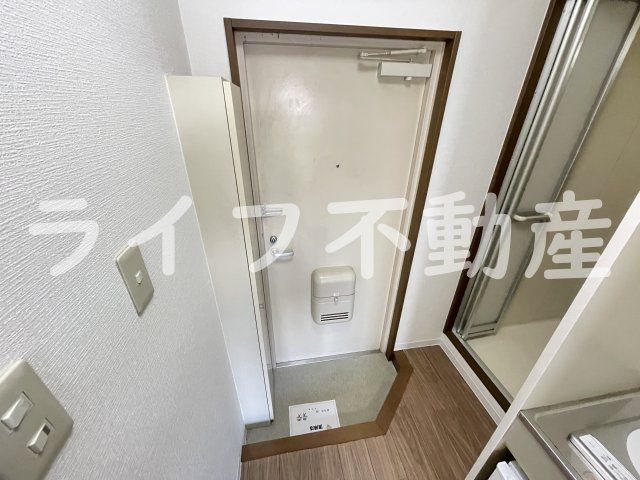 エイチツーオー小阪の玄関|玄関です
