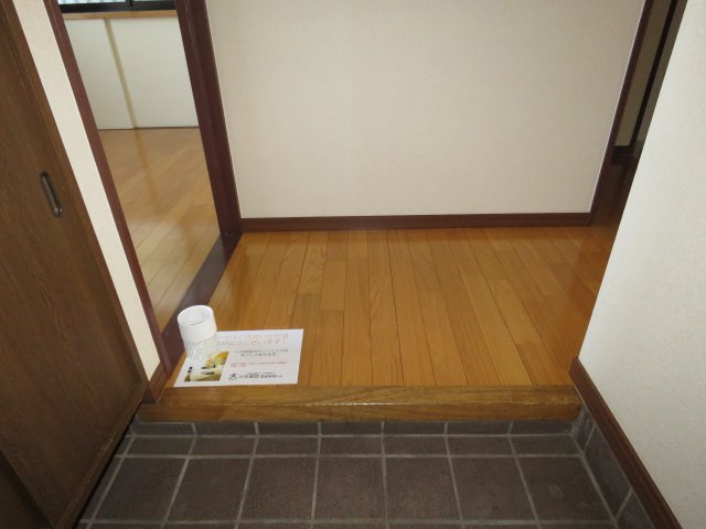マンション三鈴No.2の玄関