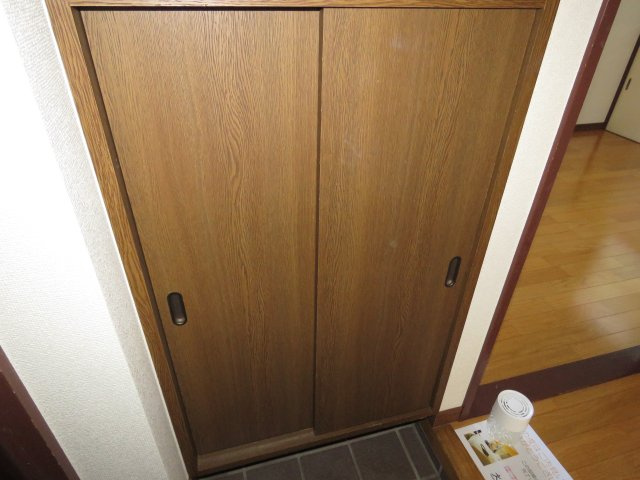 マンション三鈴No.2の収納|シューズボックス
