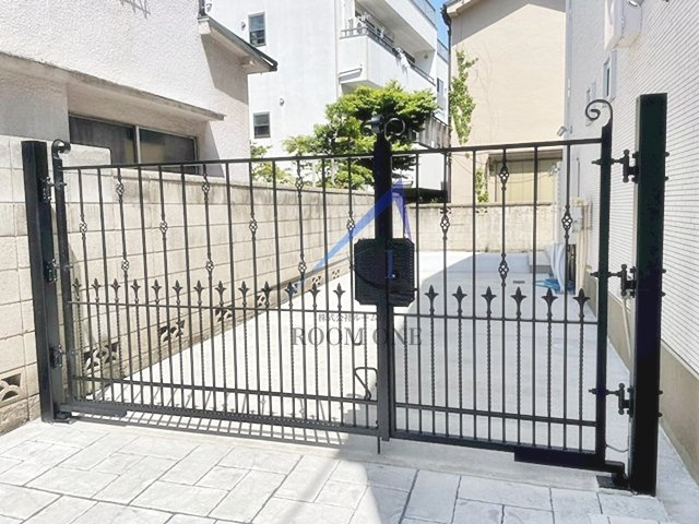 ベルリード　エメのエントランス|エントランスです。
