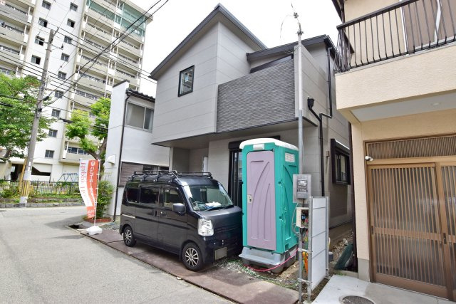 マドレコート常光寺1丁目新築一戸建て｜4LDK＋駐車1台可の外観|本物件は、長期優良住宅＋耐震等級3級取得物件になります。詳しくはお気軽にお問い合わせ下さい。