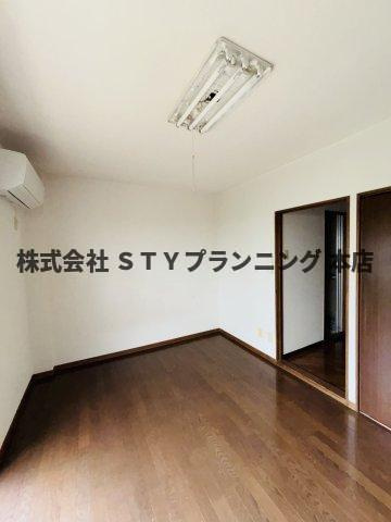 仲介手数料0円！コーポ社台の洋室
