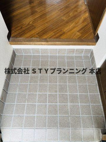 仲介手数料0円！コーポ社台の玄関