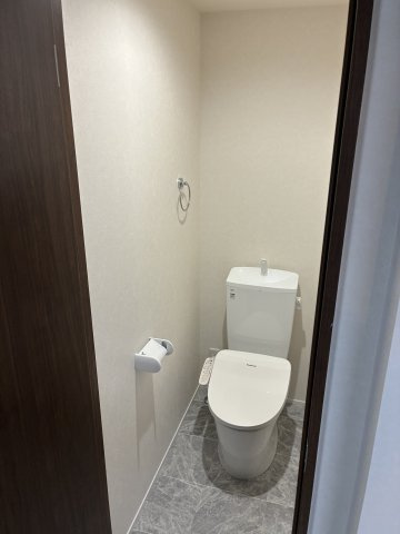 ルリエ目黒中央町　新築　耐震等級3　YourMaisonのトイレ