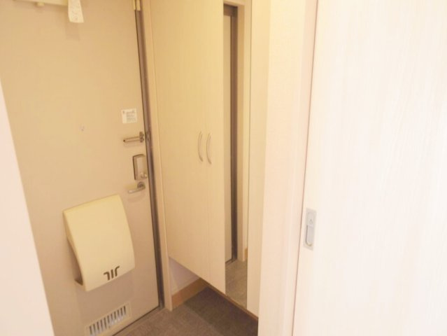 アルヴェアーレⅡの玄関