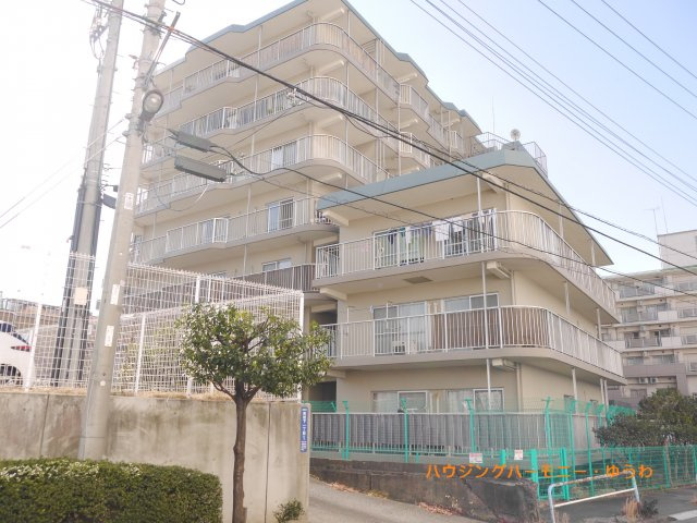 【外観】 | 志村サンハイツ | RC造のしっかりした建物で、閑静な住宅街に立地しています。