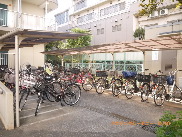 【駐輪場】 | 志村サンハイツ | 敷地内に、屋根付き専用駐輪場があります。