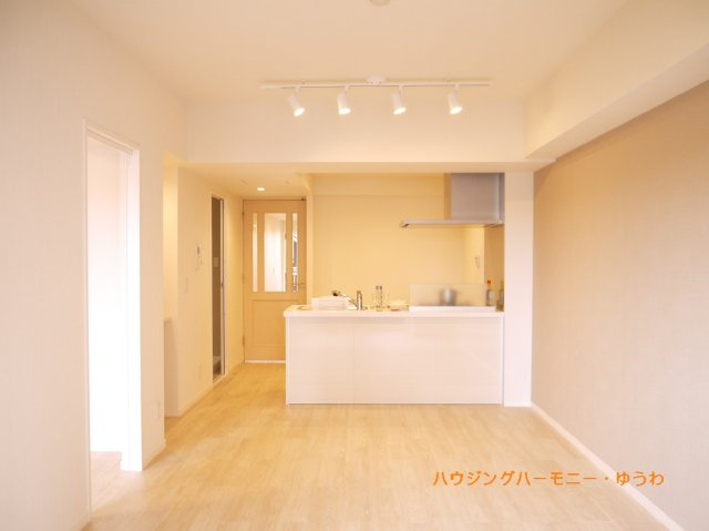 【居間・リビング】 | 志村サンハイツ | イメージ画像となります。実際とは異なりますので、ご注意ください！