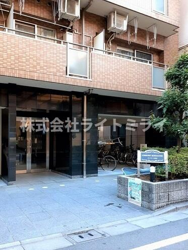 豊島区駒込１丁目の賃貸マンションのエントランス| 