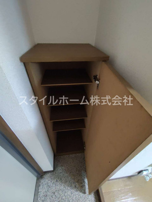 【玄関】 | グランシャリオⅡ | 別部屋写真です。