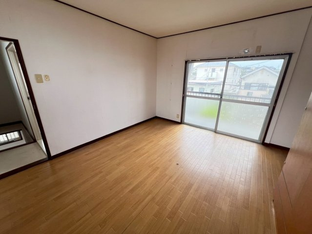 本多聞2丁目戸建の寝室
